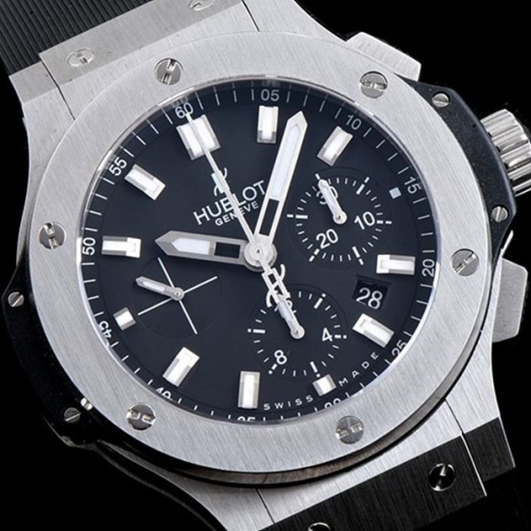 휴블럿(HUBLOT)빅뱅 에볼루션 스틸